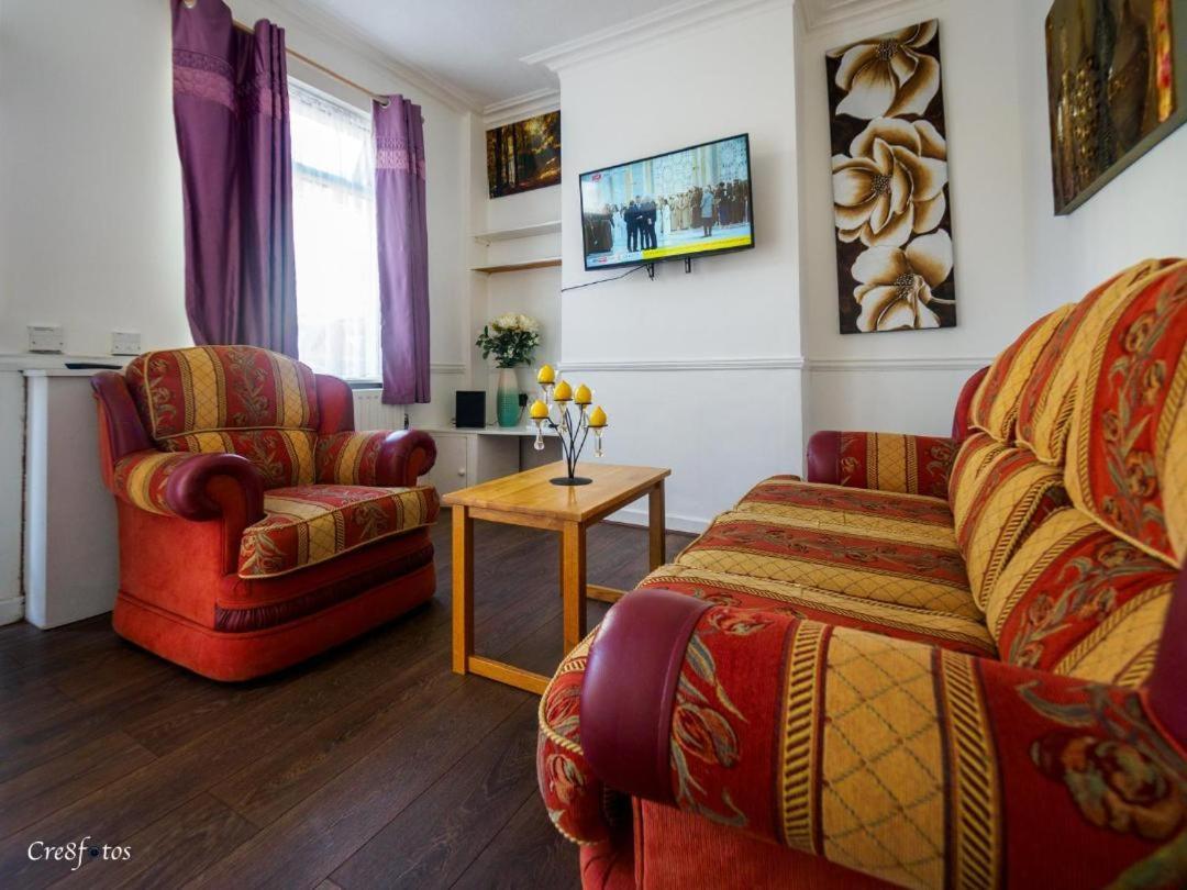 12 Cornwallis Lodge Family Room 1 Stoke-on-Trent Exterior foto