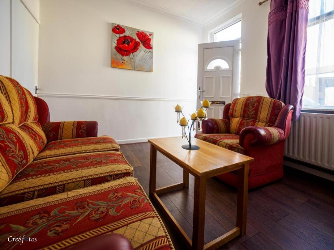 12 Cornwallis Lodge Family Room 1 Stoke-on-Trent Exterior foto